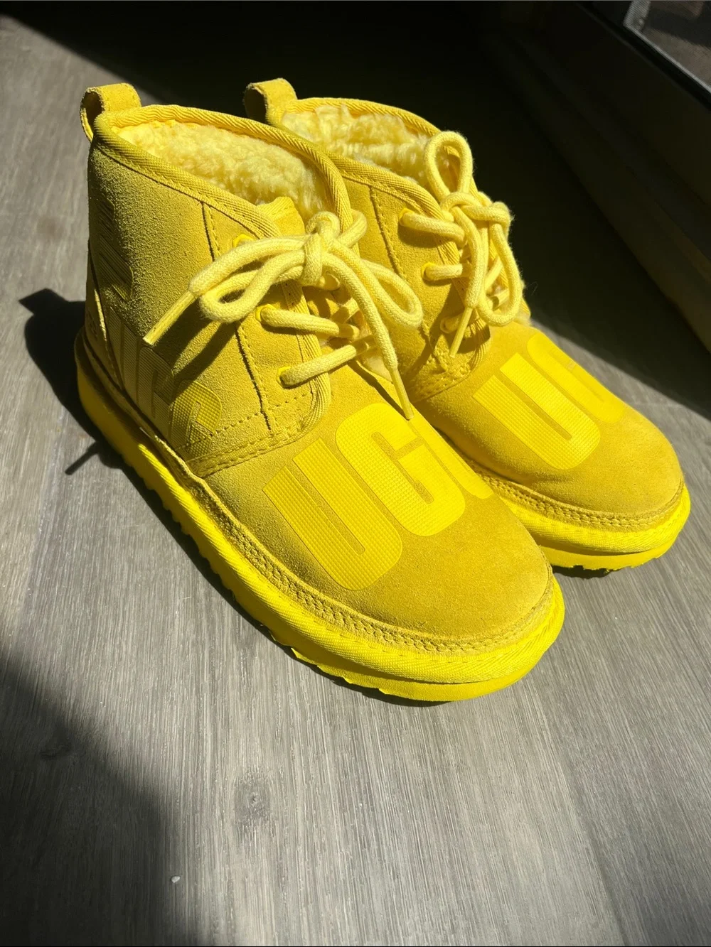 UGG Neumel Scatter Graphic Canary Yellow Chukka Lace-Up Ankle Boots
